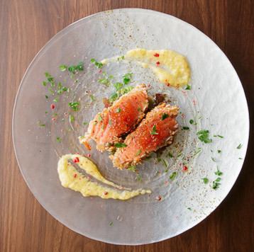 Salmon rare cutlet with plum sauce