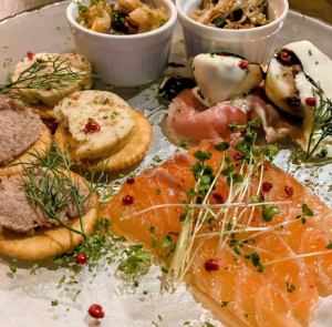 Appetizer Platter Adam and Eve