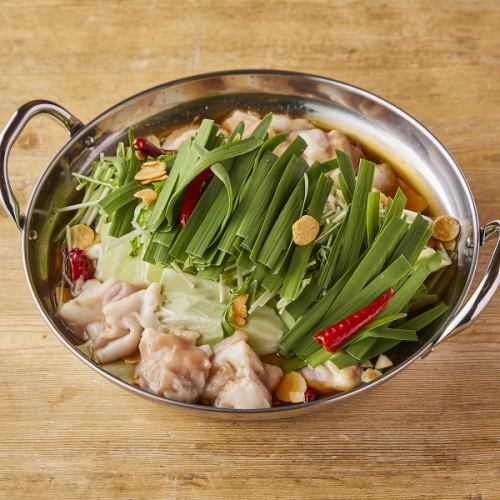 內臟鍋（豬骨、醬油、鹽）