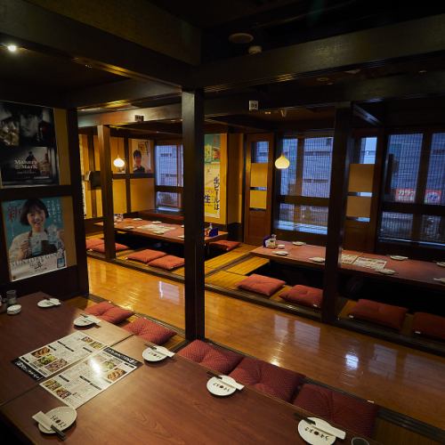 移動可能で2名様からご利用頂けます♪大人数での宴会はもちろん、2~4名の少人数利用にもフィットする多様な席タイプを完備。心地よい距離感で、お食事も会話も弾みます。