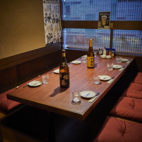 最多可容納 8 人的私人房間