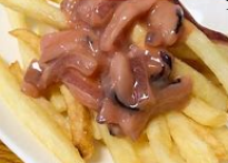 【MEAT　DISH】フライドポテト塩辛のせ