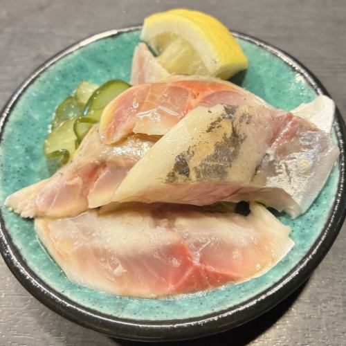 鯵のレモンマリネ