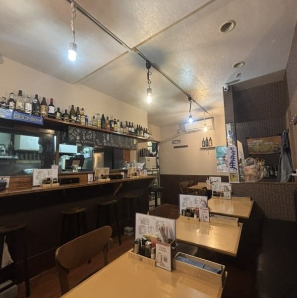 店内は木の温もりが感じられるナチュラルで落ち着いた雰囲気。入り口までのアクセスも便利で、利用しやすさが魅力です◎お客様に快適な時間を過ごしていただけるよう、スタッフ一同心をこめたサービスをご提供します。居心地の良い空間でゆったりとお過ごしください♪