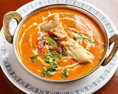 【ランチセット】アフナン＋300円とチーズナン＋250円でプレーンナンの変更出来ます。