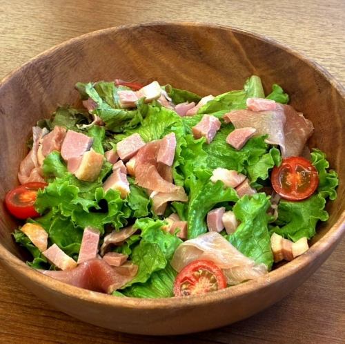 鴨と生ハムのサラダ