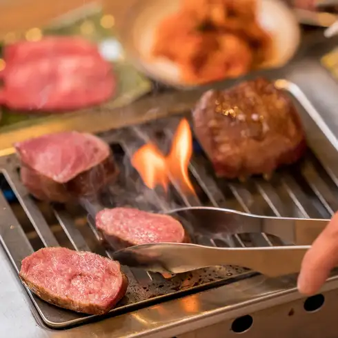 錦糸町で大人気店焼肉ここから、船橋駅に上陸！破壊力抜群・豪快な肉にハマる人続出！