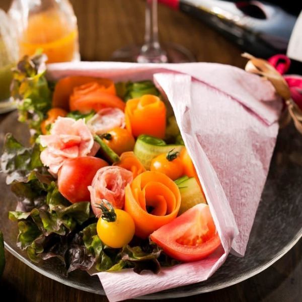 [Best on SNS] "Uncured ham flower and cherry tomato bouquet salad" from "Maru Series"