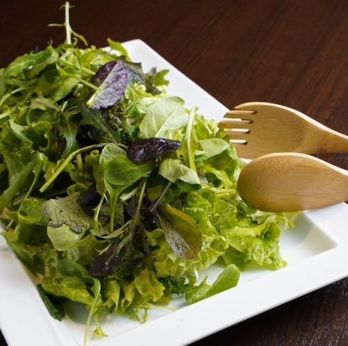 simple green salad