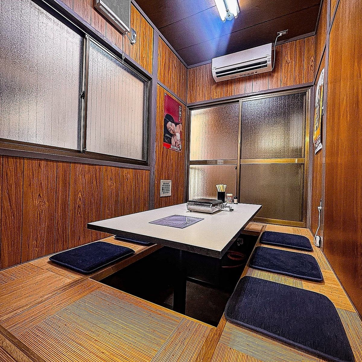 6名がけの完全個室をご用意いたしております◎