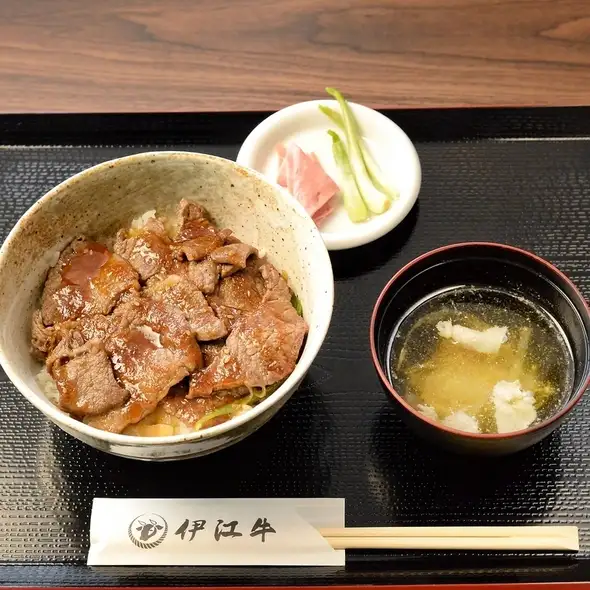 伊江牛 新社屋店 公式