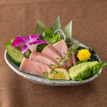 マグロの中トロ
