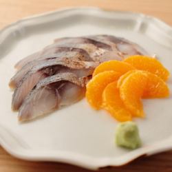 炙りしめ鯖と季節のフルーツ