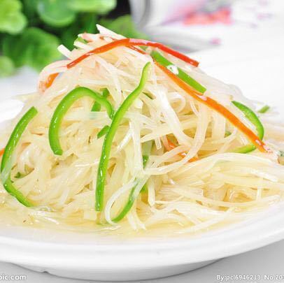 Thinly sliced potatoes