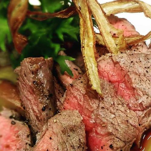 旨肉!牛肩ロースステーキ 赤ワインソース