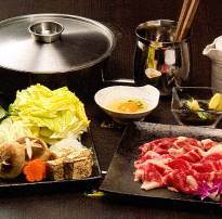 [Prefectural Wagyu Beef Sukiyaki Hot Pot Course] 6,600 yen per person (tax included)