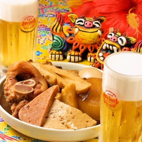階段を上がると、そこは南国の居酒屋★オリオンビール&沖縄料理で乾杯！