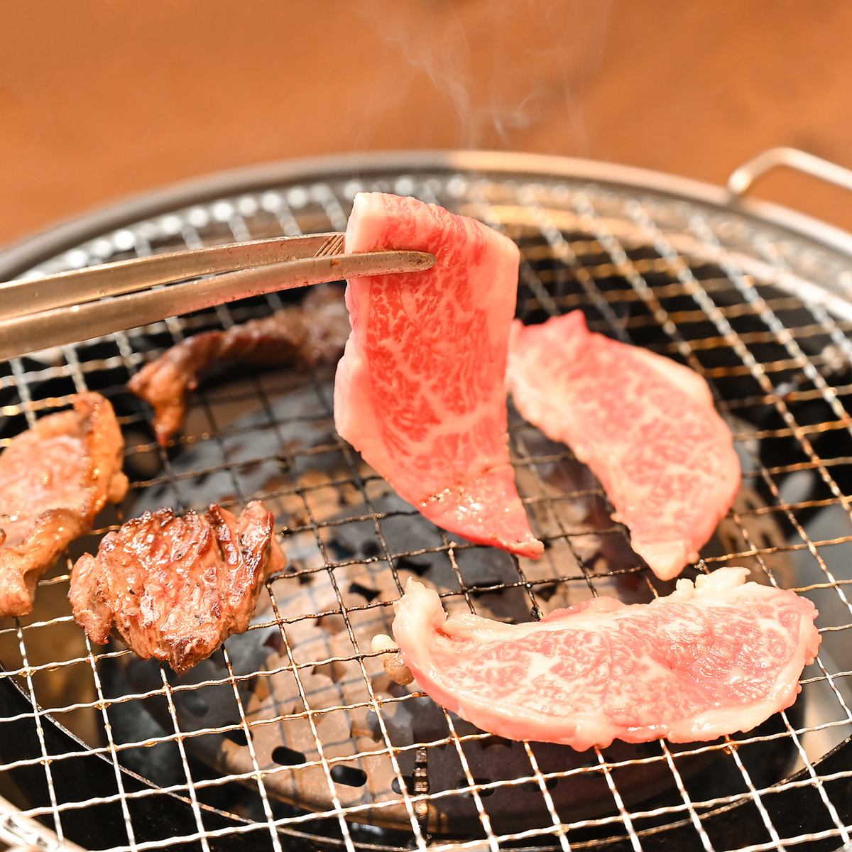 こだわり抜いた旨みたっぷりのお肉をリーズナブルな価格でご提供