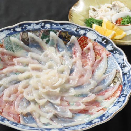 旬魚ふぐ料理おかもと~鐘崎の天然ふぐ