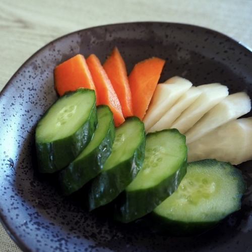チャンジャ/長芋のわさび醤油漬け/旨惑のうずら/漬物盛り合わせ