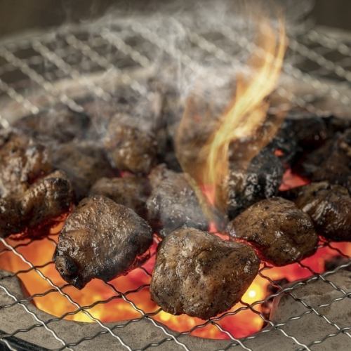 鶏せせりの炭火焼