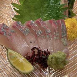 シマアジ