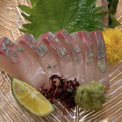 シマアジ