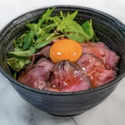 和牛と卵飯/本鮪の山かけ丼～卵黄添え～　各