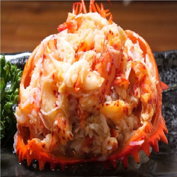 Exquisite Hanasaki Crab !! The body is crispy and crunchy ♪ The more you chew, the more the taste of the crab spreads in your mouth! It is a popular gem of Ofuna along with the thick fried shrimp!