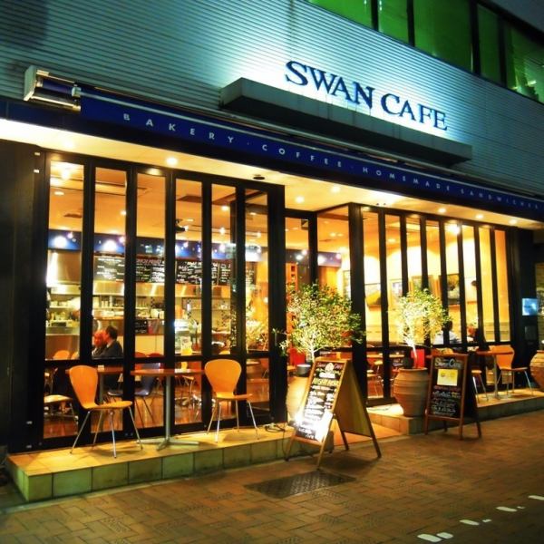銀座のカフェ『スワンカフェ』