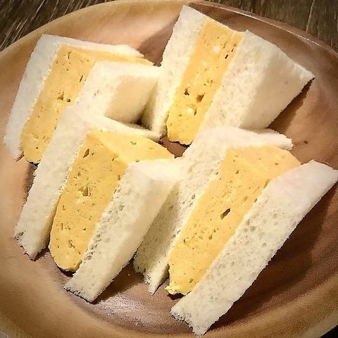Kyoto-style fluffy egg sandwich