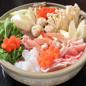 【忘年会/新年会コース】寄せ鍋・鮮魚3種盛り・鰹塩タタキなど全8品 2時間飲み放題付き5,500円