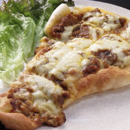 ナンカレーピザ