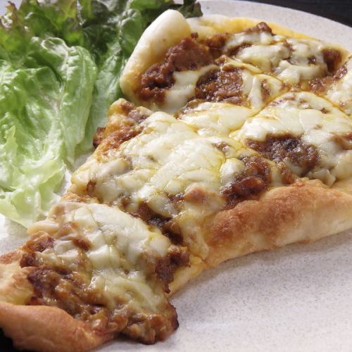 【創作料理】ナン・カレーピザ