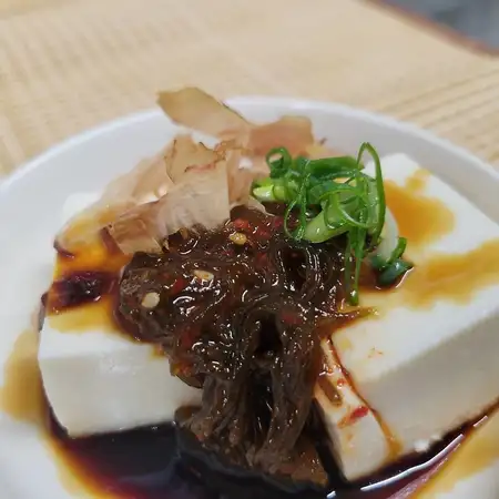 もずくキムチ冷奴