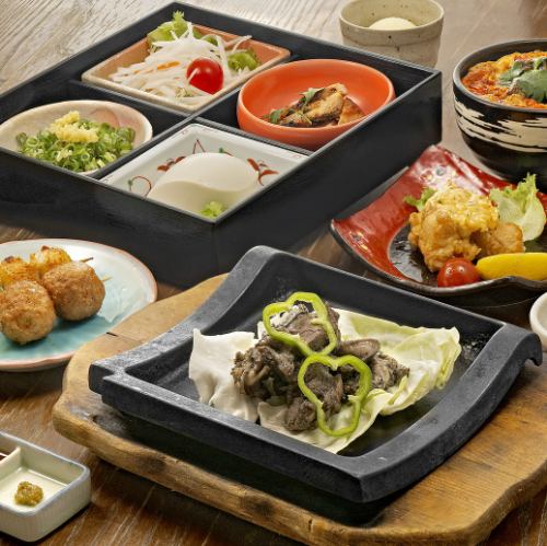 【生ビール含む2時間飲み放題付】  <全11品> 【神楽とりコース】 