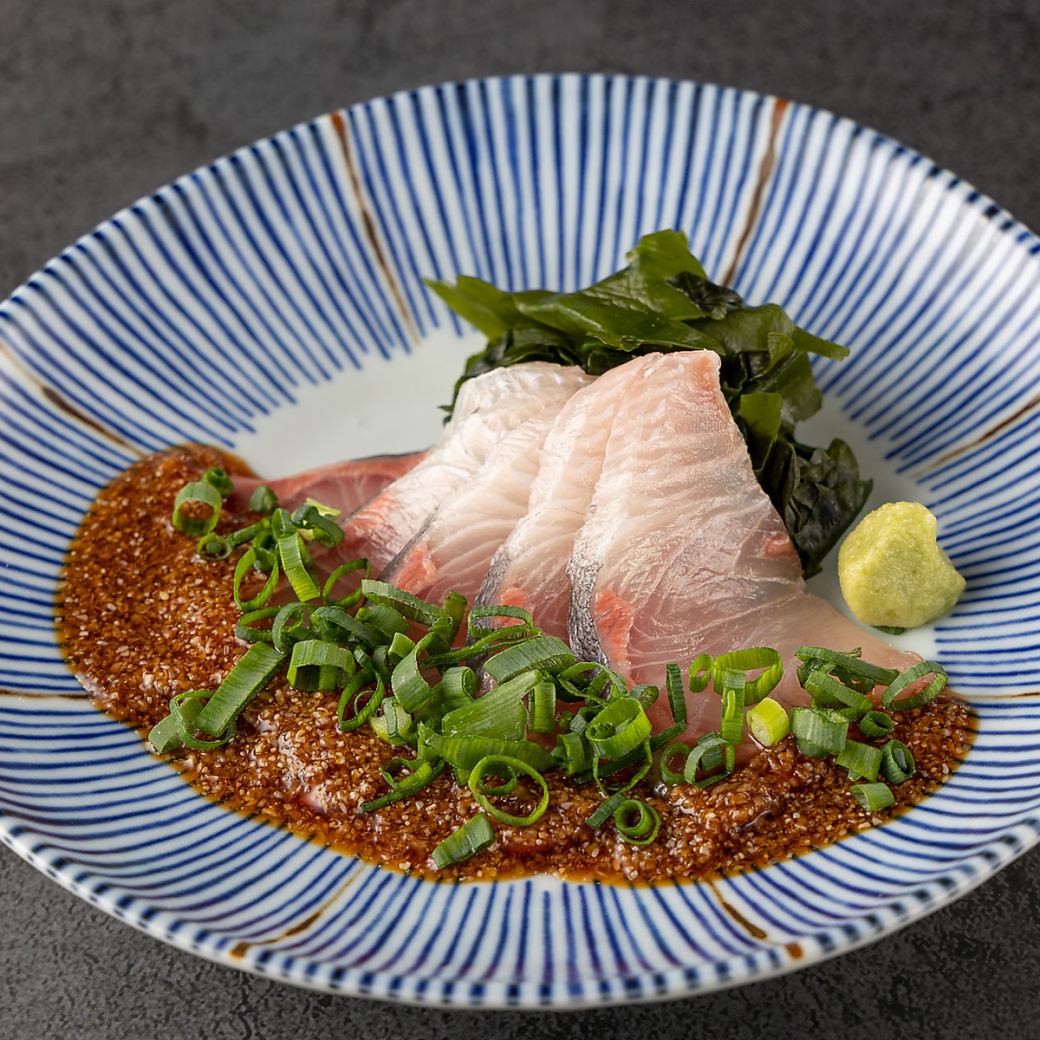We also offer fresh fish sashimi and meat sashimi.