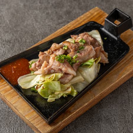 博多特產：烤耐力豬肉和高麗菜