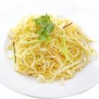 川エビの唐揚げ/豚耳のネギ和え/干し豆腐和え