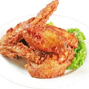 手羽先揚げ/トマトサラダ