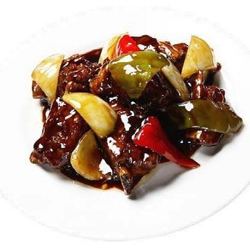 黒酢酢豚/鶏軟骨の香辣炒め(2辛)