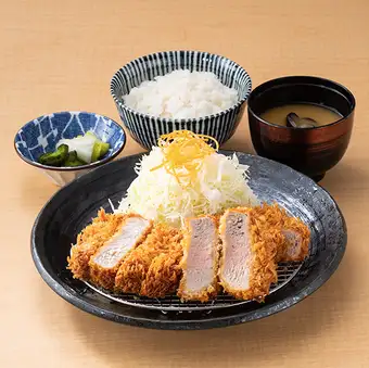 ハーブ三元豚 ヒレ&ロースかつ定食