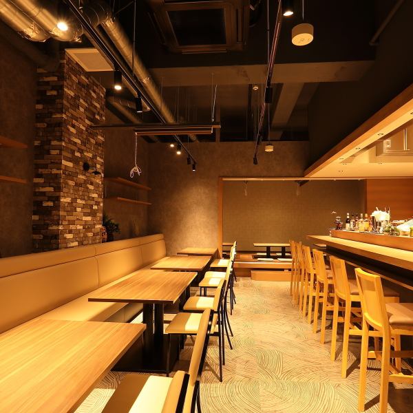 当店では貸切を積極的に受け付けております！曜日によっては20名様からご相談可能で、最大40名様まで対応できます♪友人や同僚との楽しい集まりやイベントにぴったりのスペースです。美味しい料理を囲んで、特別なひとときをお楽しみください！お気軽にお問い合わせください！お待ちしております♪