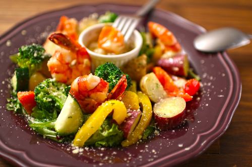 Bagna cauda with shrimp and rumbling vegetables