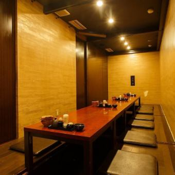 Private room for 11 to 14 people.It has been well received by medium-sized banquets.