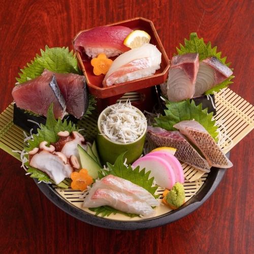 Hyuga-nada fresh fish bowl assortment (2 servings)