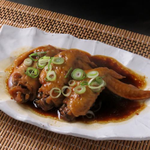 Addictively sweet and spicy chicken wings