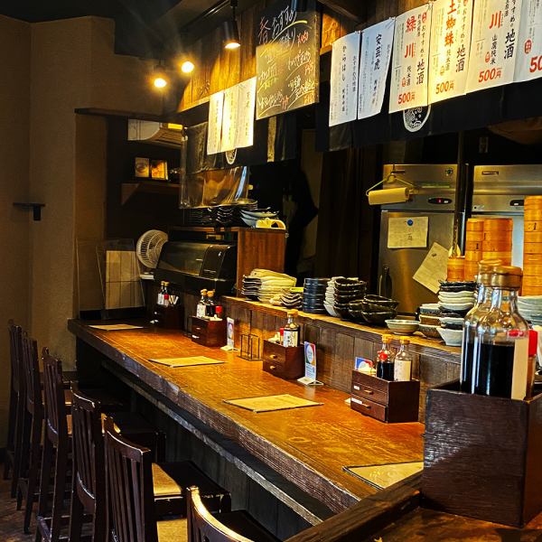 Recommended for a quick drink or a date♪ It's a homely space where even one person can come casually☆ How about some crispy tempura in a comfortable seat with the sound of tempura frying?