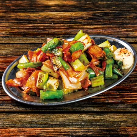 【淀屋橋店限定】細切れベーコンと九条ねぎのバター醤油焼き