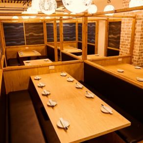 中規模の宴会にも対応可能な個室を用意しております◎扉付き個室になりますので、女子会・合コンでの宴会にもピッタリの空間に早変わりします。各種クーポンでお得に♪飲み放題付きコースは池袋No.1のコスパ◎(赤坂見附/個室/牛タン/焼き鳥/肉寿司/飲み放題/デート/20時以降/記念日/接待/宴会)